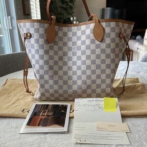 Louis Vuitton Damier Azur Neverfull MM Tote in White and Tan